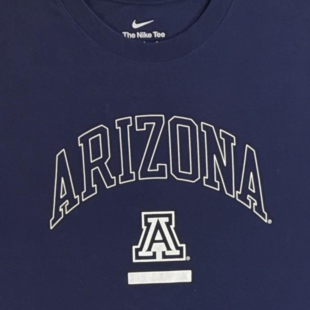Nike T-Shirt Mens Large Arizona Wildcats Navy Blue Excellent T-Shirt